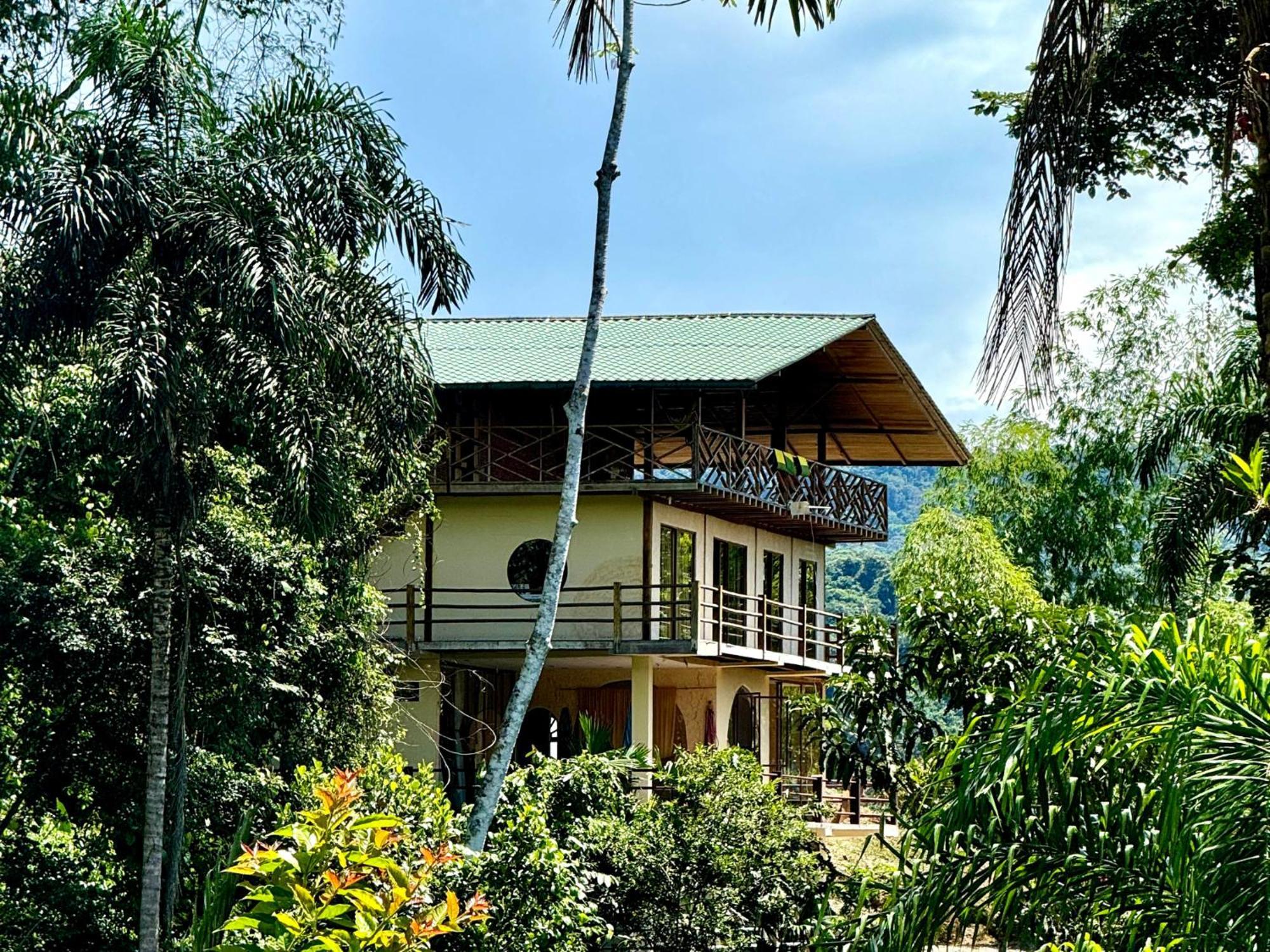 Wisdom Forest Lodge เตนา ภายนอก รูปภาพ