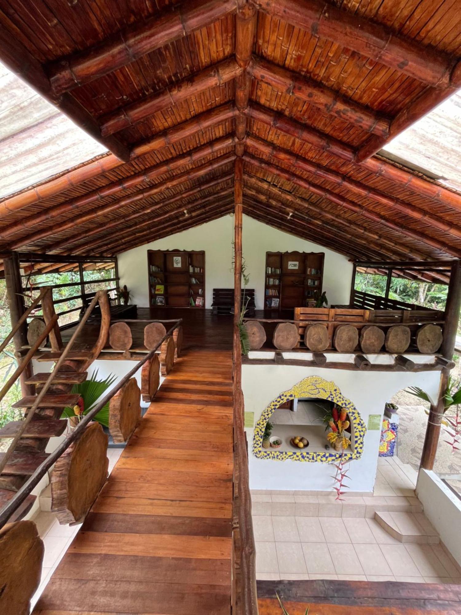 Wisdom Forest Lodge เตนา ภายนอก รูปภาพ